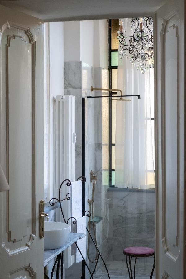 L'Angolo Di Casa Verrua Turin Extérieur photo