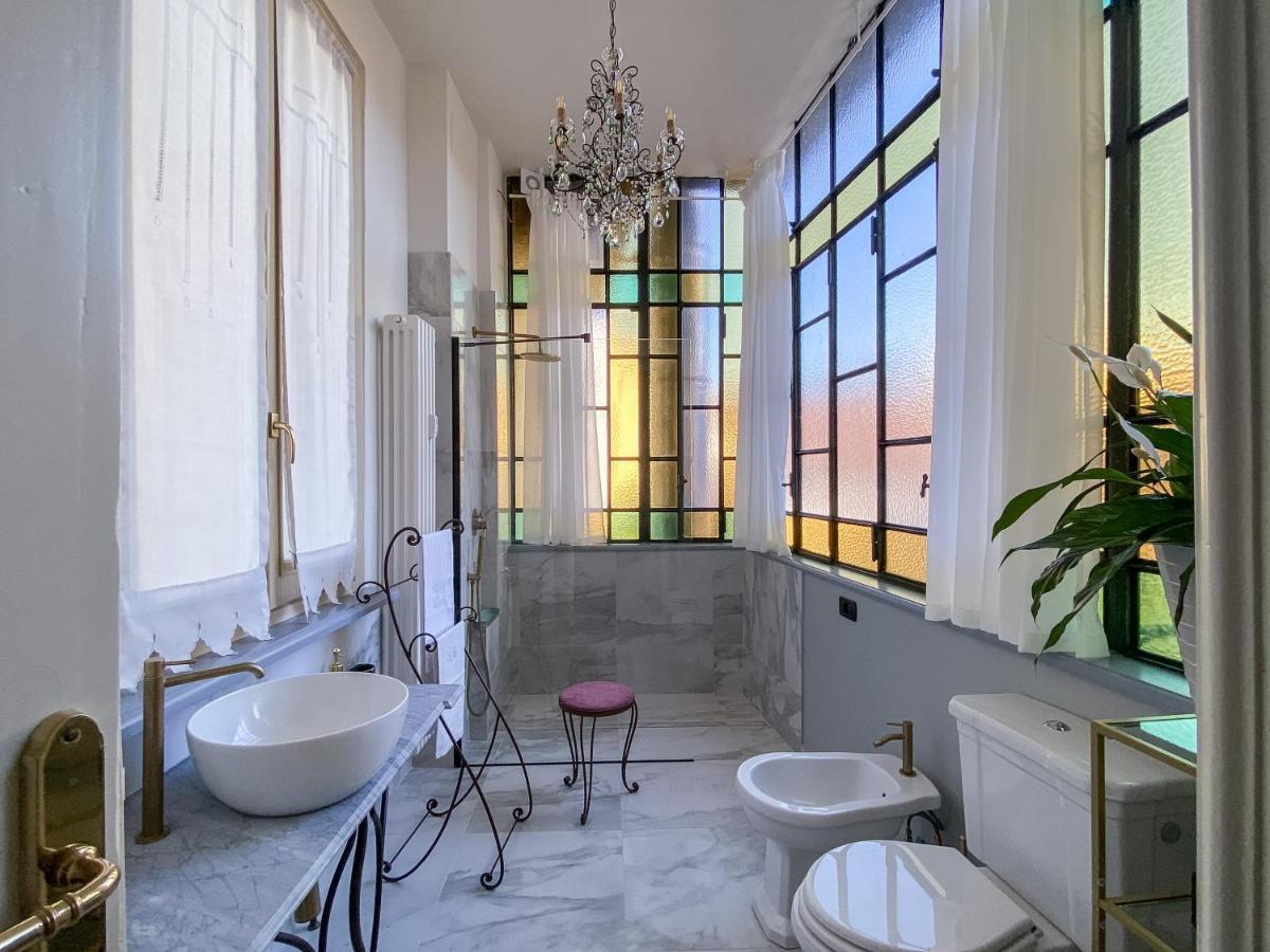 L'Angolo Di Casa Verrua Turin Extérieur photo